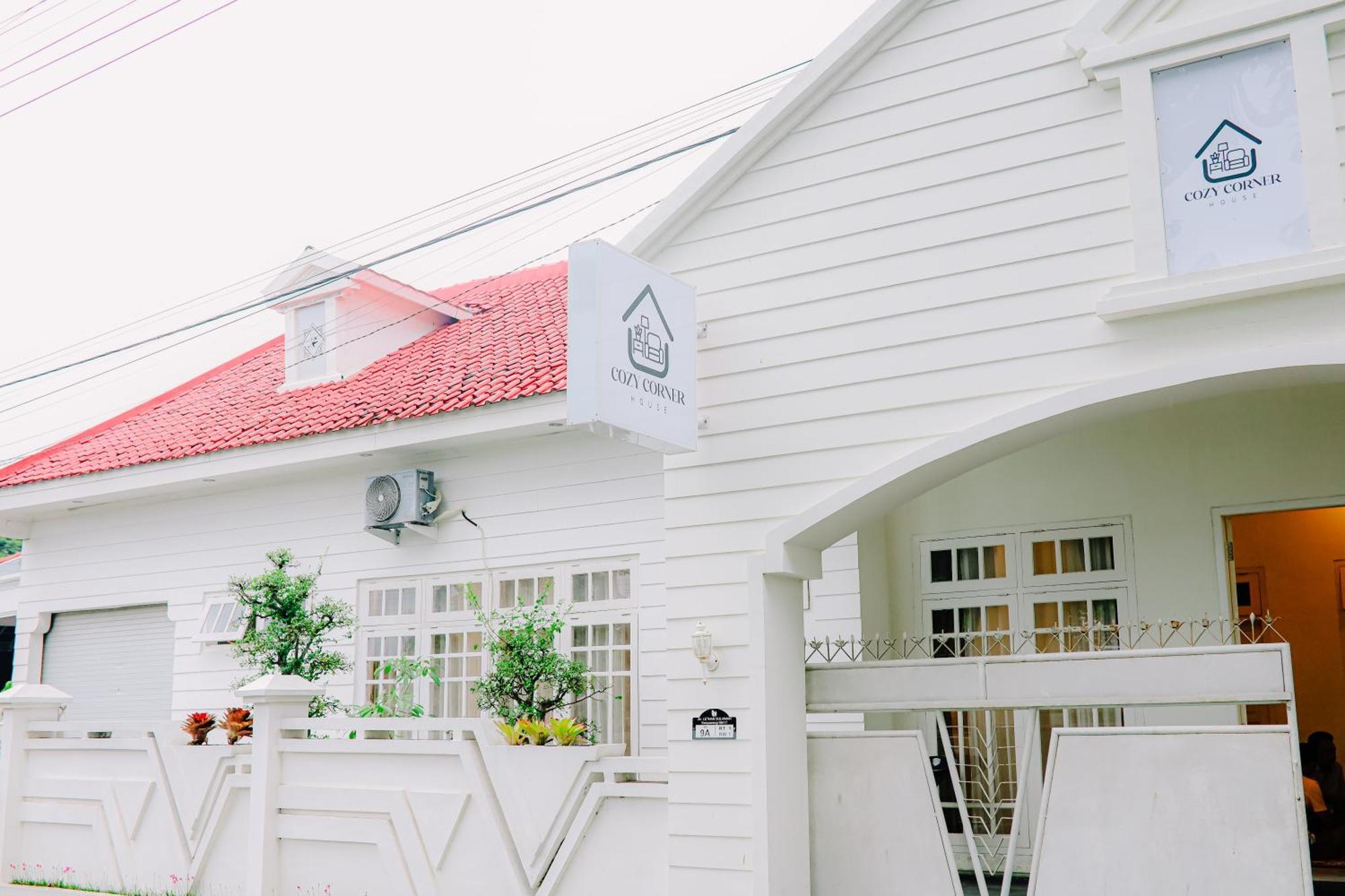 Cozy Corner House * Banyuwangi (East Java)