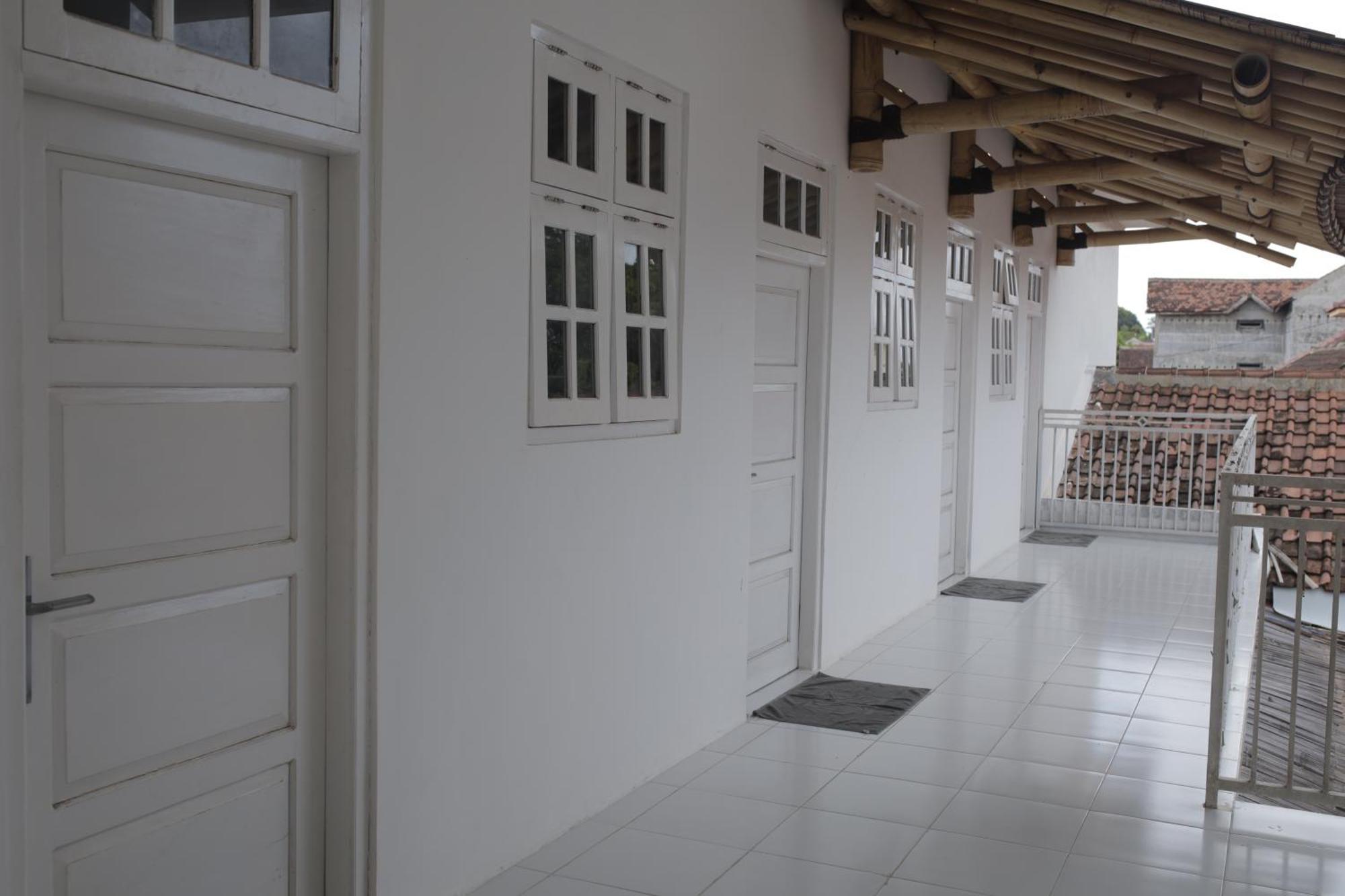 Wisma tamu Cozy Corner House