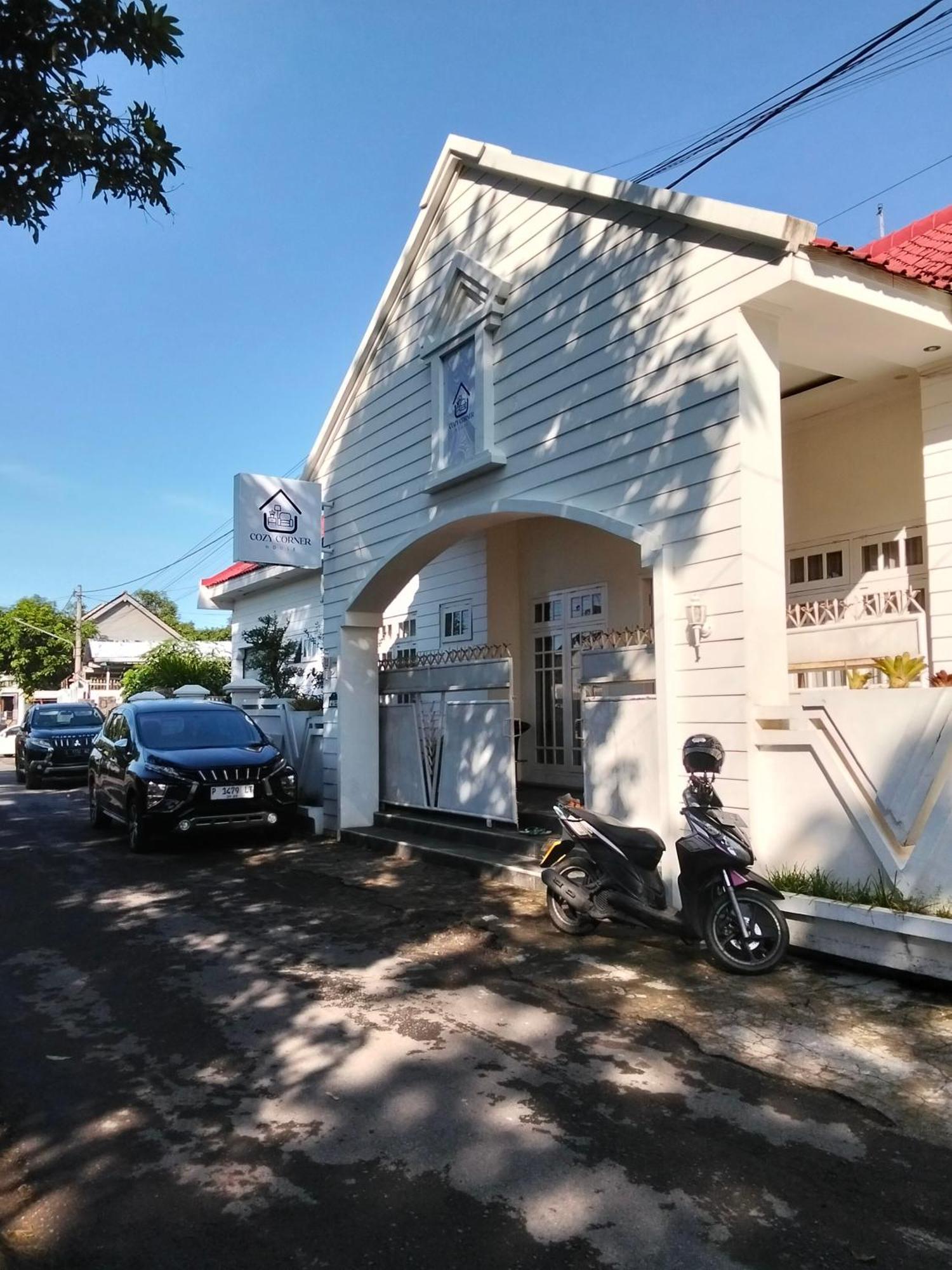 Cozy Corner House * Banyuwangi (East Java)